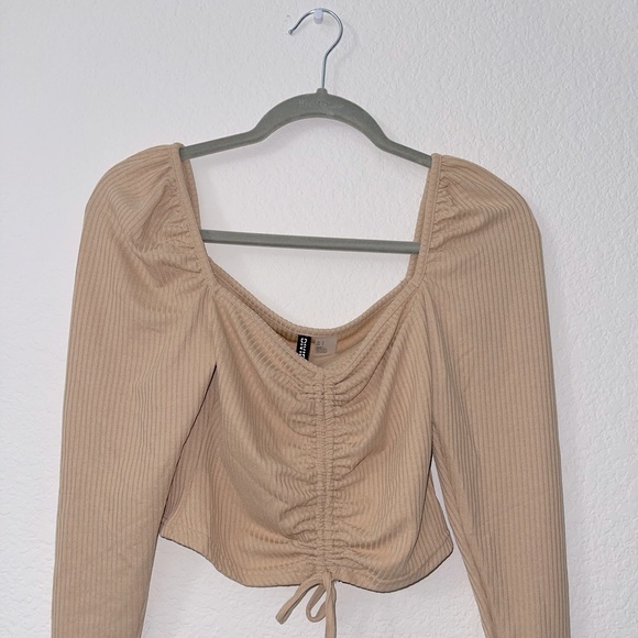H&M Tops - Divided by H&M Ribbed drawstring top